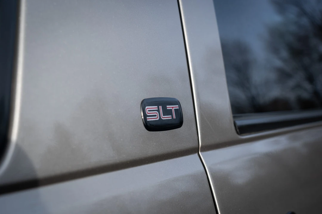 1999 GMC Suburban 8th Gen - Image 22 of 31