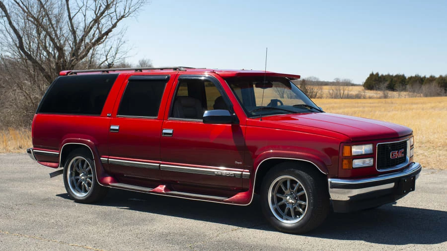 1999 GMC Suburban 8th Gen - Image 12 of 12