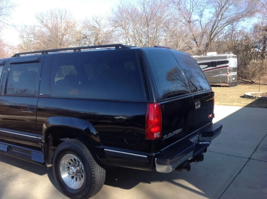 1999 GMC Suburban 8th Gen - Image 5 of 6
