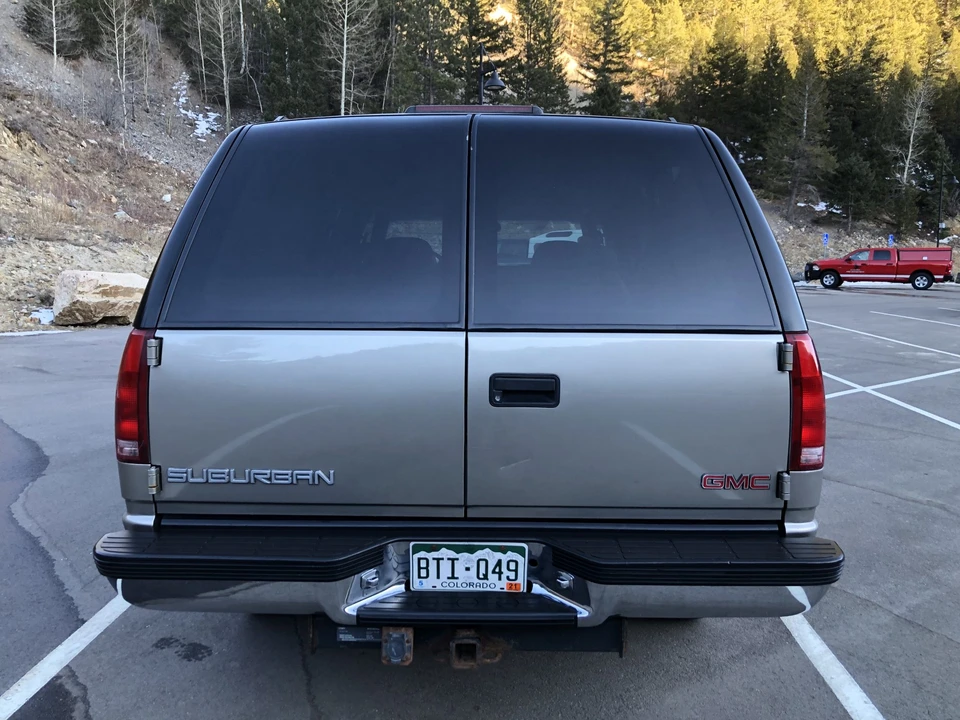 1999 GMC Suburban 8th Gen - Image 11 of 31