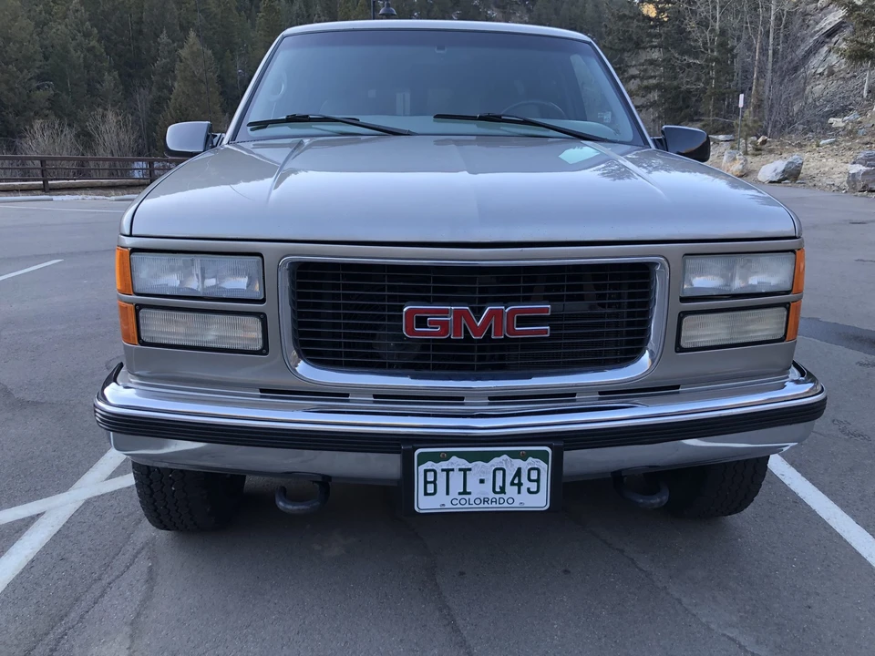 1999 GMC Suburban 8th Gen - Image 15 of 31