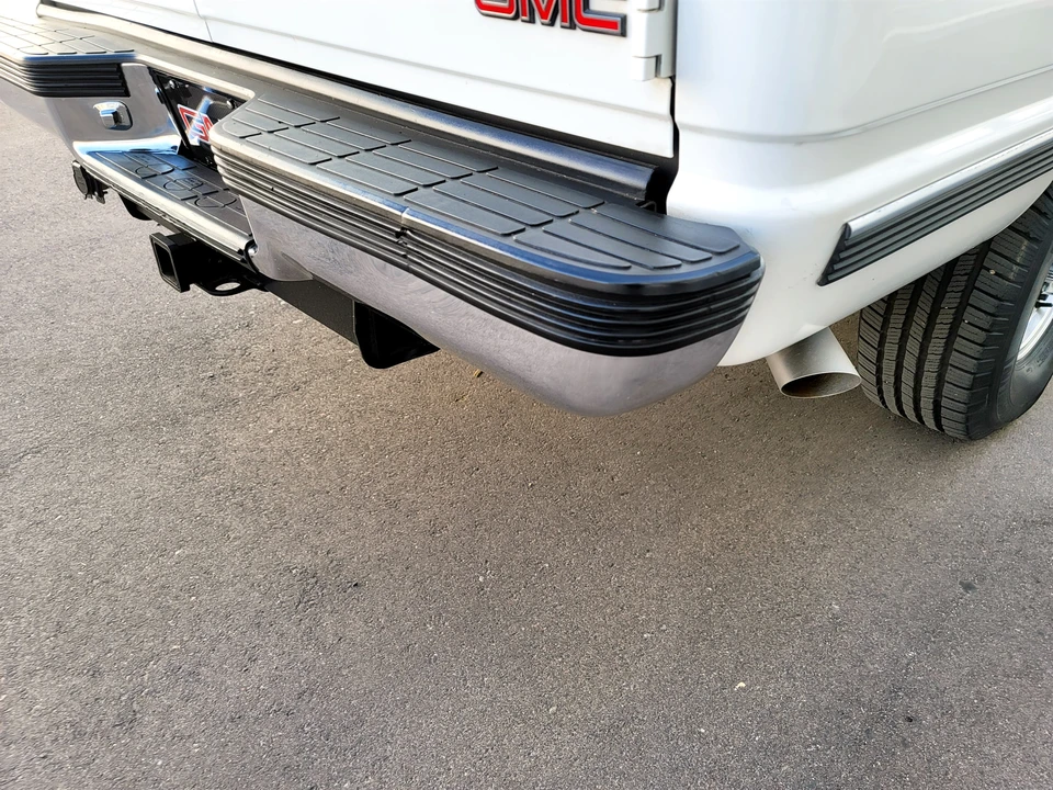 1999 GMC Suburban 8th Gen - Image 27 of 31