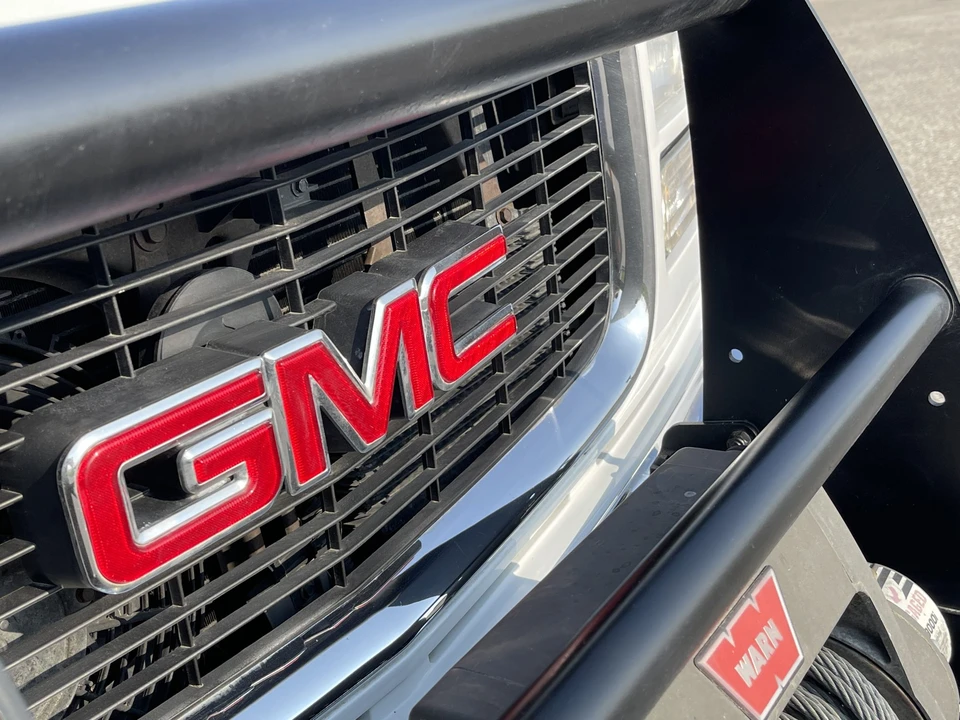 1999 GMC Suburban 8th Gen - Image 29 of 31