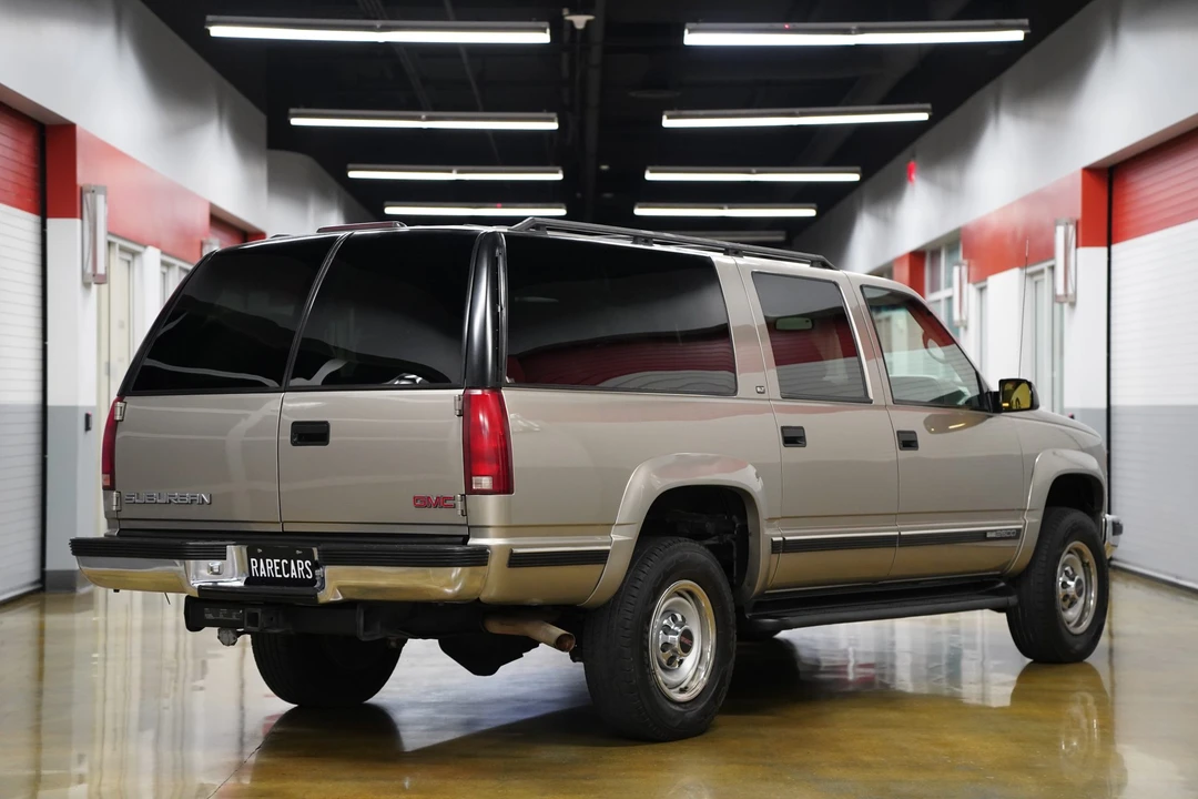 1999 GMC Suburban 8th Gen - Image 6 of 31