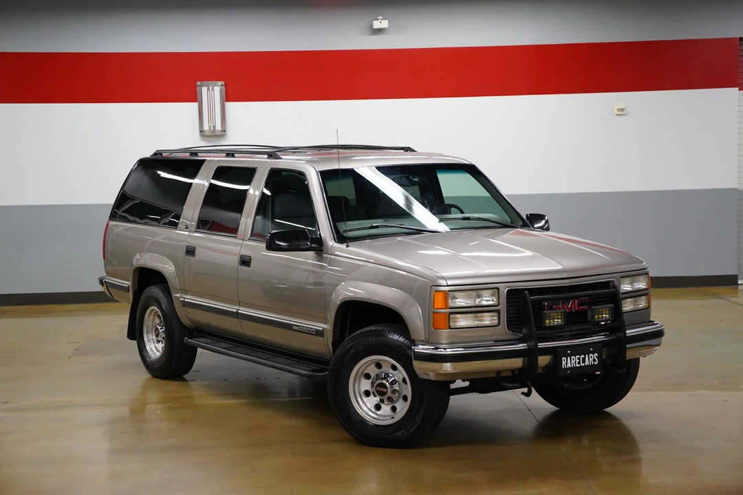 1999 GMC Suburban 8th Gen - Image 8 of 31