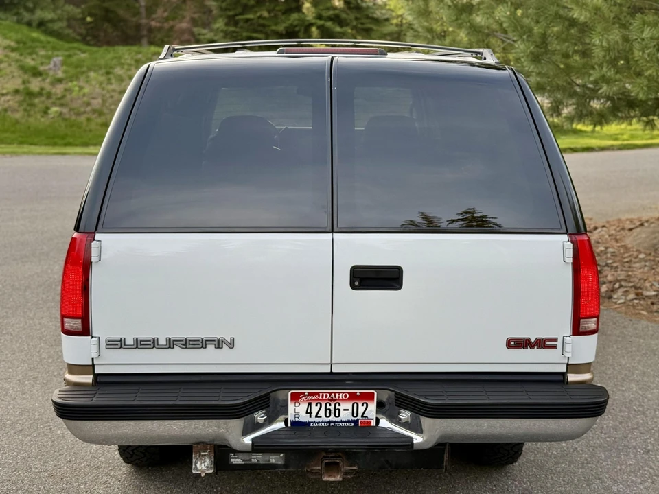 1999 GMC Suburban 8th Gen - Image 14 of 31