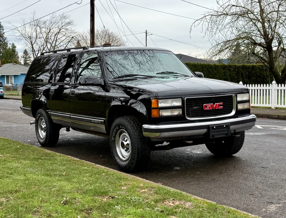 1999 GMC Suburban 8th Gen - Image 6 of 21
