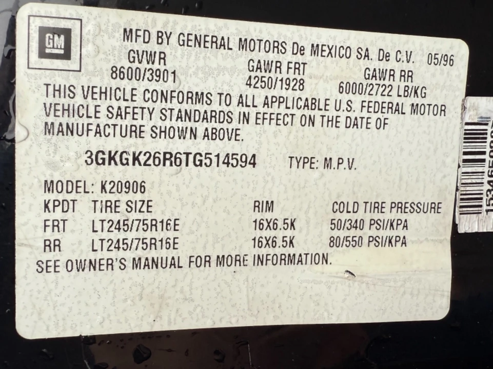 1999 GMC Suburban 8th Gen - Image 14 of 21