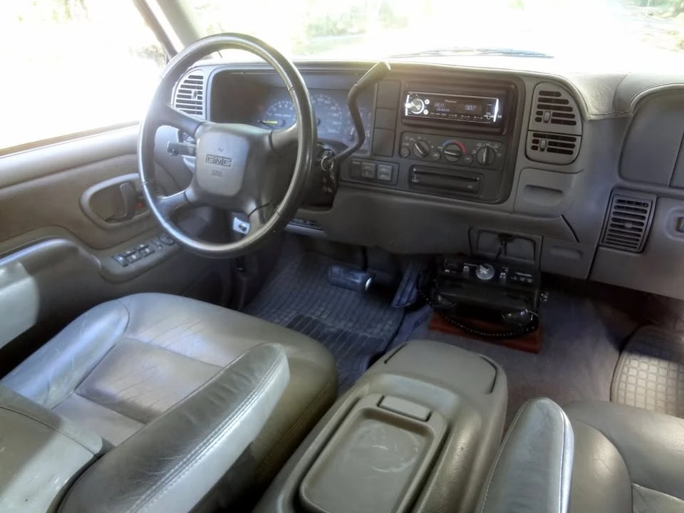 1999 GMC Yukon 1st Gen - Image 5 of 16