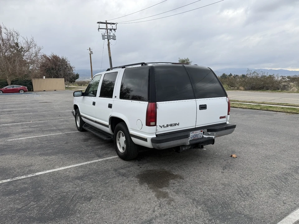 1999 GMC Yukon 1st Gen - Image 11 of 21