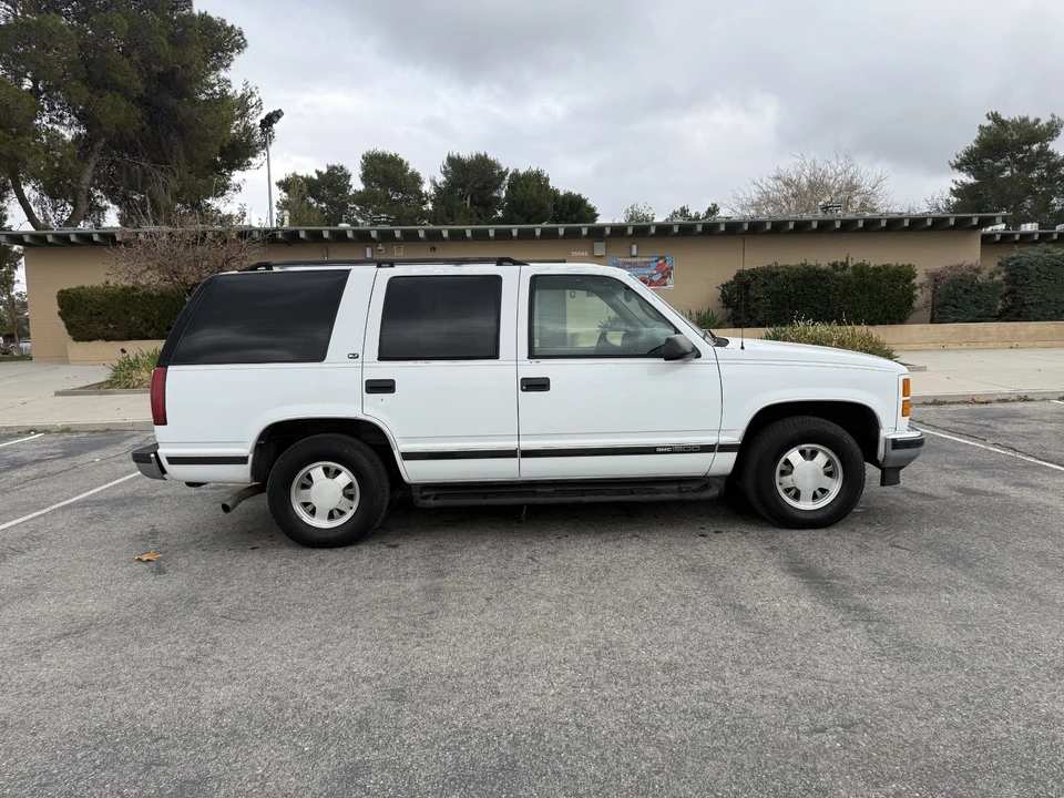 1999 GMC Yukon 1st Gen - Image 9 of 21