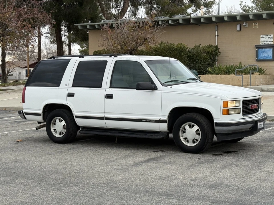 1999 GMC Yukon 1st Gen - Image 5 of 21