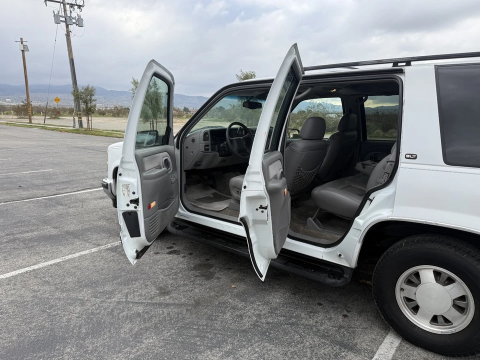 1999 GMC Yukon 1st Gen - Image 17 of 21