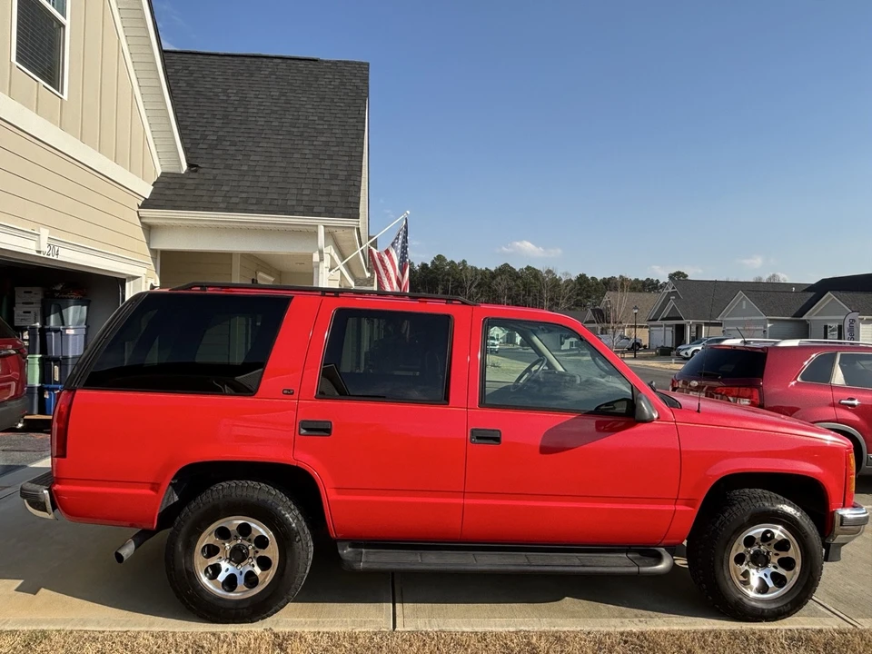 1999 GMC Yukon 1st Gen - Image 2 of 12