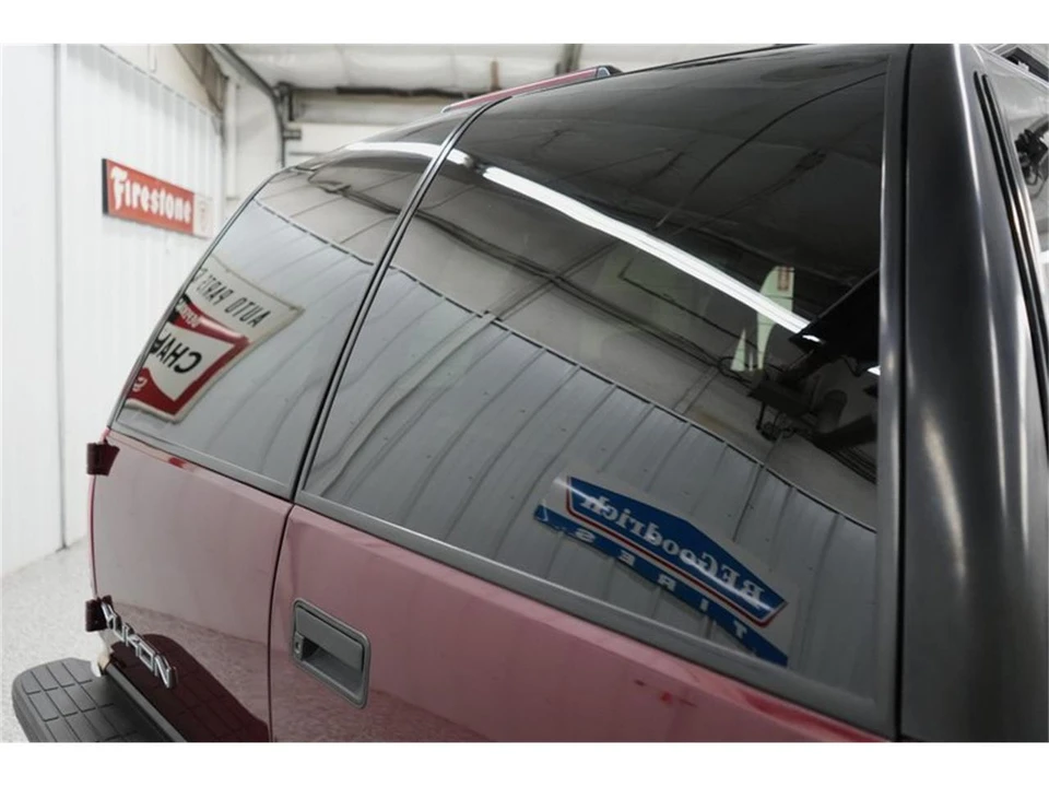 1999 GMC Yukon 1st Gen - Image 14 of 31