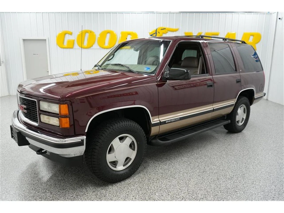 1999 GMC Yukon 1st Gen - Image 3 of 31