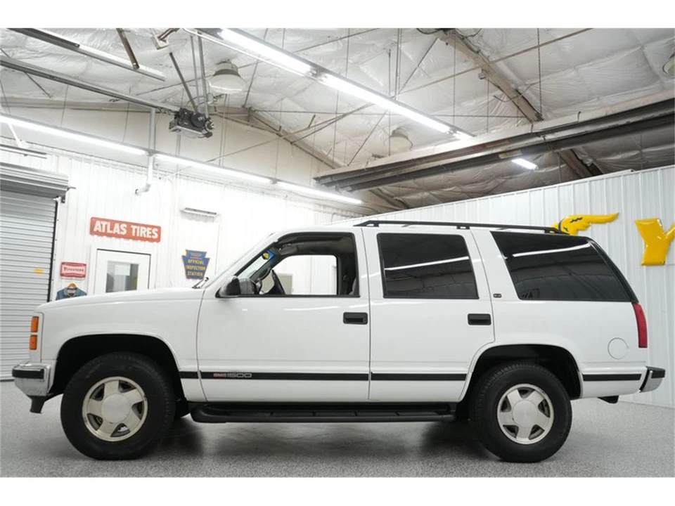 1999 GMC Yukon 1st Gen - Image 6 of 31
