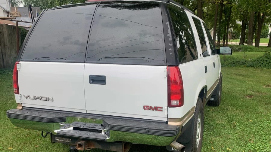 1999 GMC Yukon 1st Gen - Image 2 of 20