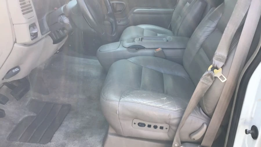 1999 GMC Yukon 1st Gen - Image 3 of 20