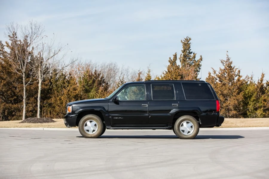 1999 GMC Yukon 1st Gen - Image 2 of 12