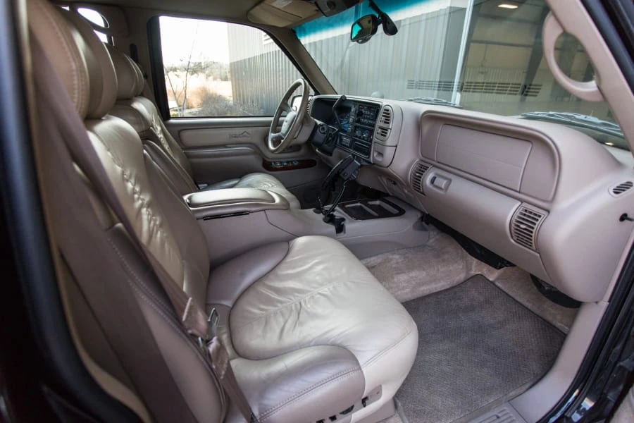 1999 GMC Yukon 1st Gen - Image 5 of 12