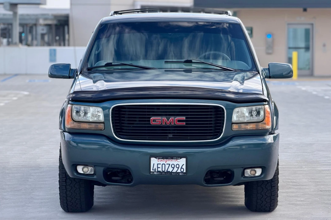 1999 GMC Yukon 1st Gen - Image 2 of 31