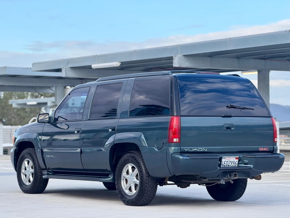1999 GMC Yukon 1st Gen - Image 9 of 31