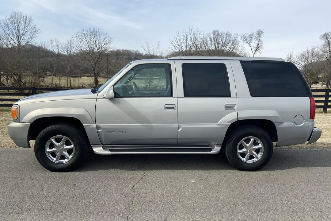 1999 GMC Yukon 1st Gen - Image 3 of 5
