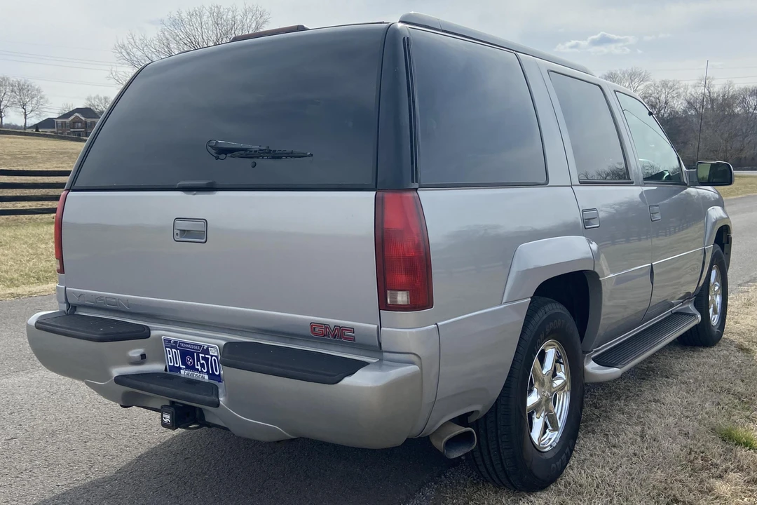 1999 GMC Yukon 1st Gen - Image 4 of 5