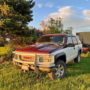 1999 GMC Yukon Denali