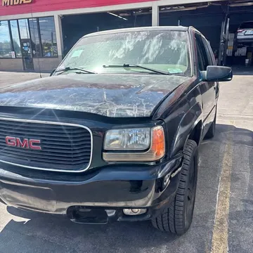 1999 GMC Yukon Denali