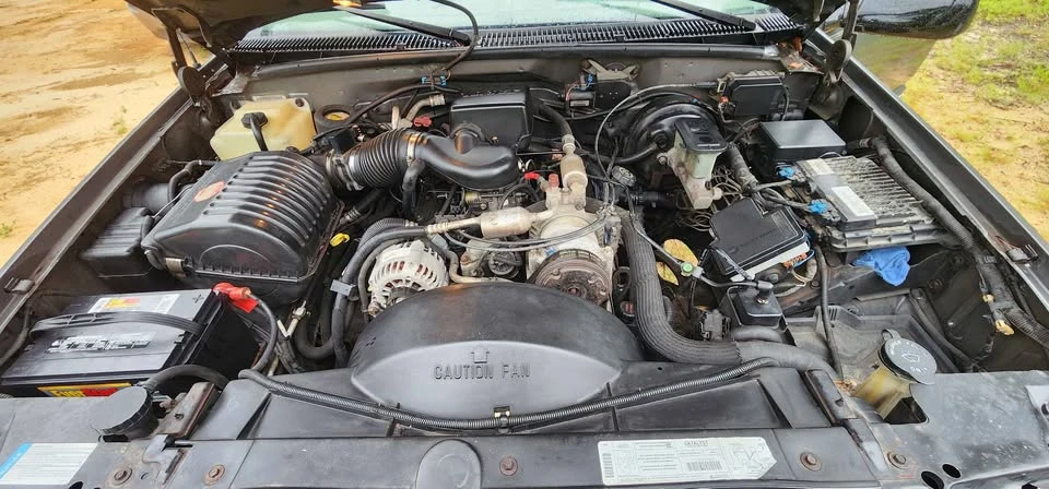 1999 GMC Yukon 1st Gen - Image 15 of 16