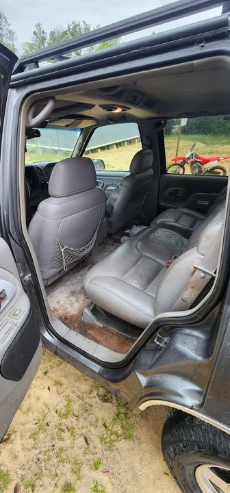 1999 GMC Yukon 1st Gen - Image 13 of 16