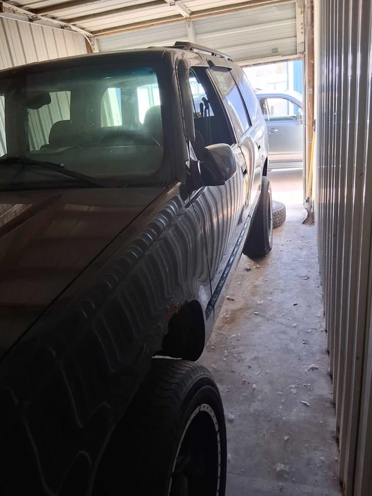 1999 GMC Yukon 1st Gen - Image 3 of 4