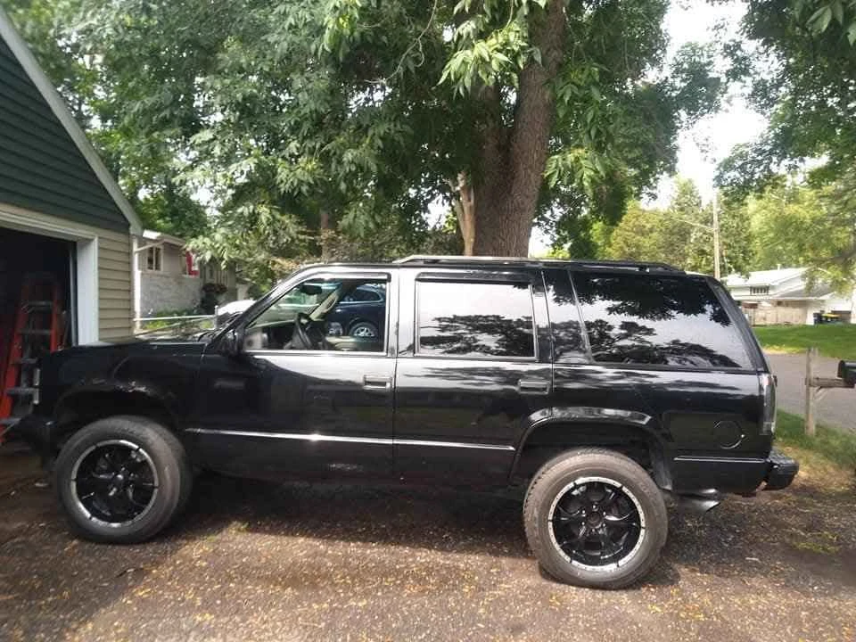 1999 GMC Yukon 1st Gen - Image 4 of 4