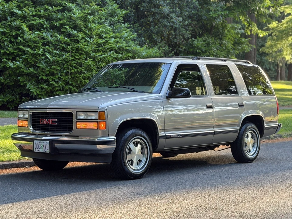 1999 GMC Yukon 1st Gen - Image 3 of 31
