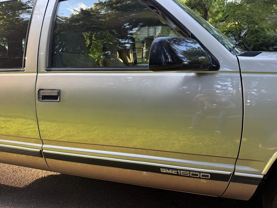 1999 GMC Yukon 1st Gen - Image 25 of 31