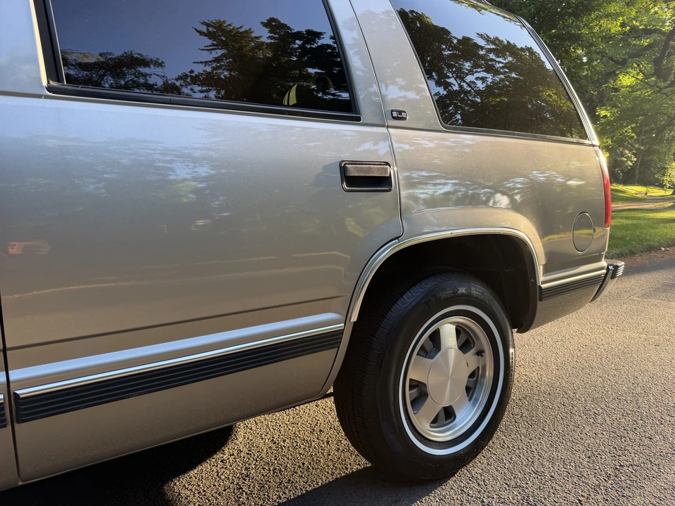 1999 GMC Yukon 1st Gen - Image 23 of 31