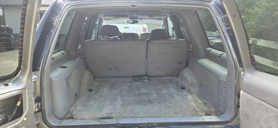 1999 GMC Yukon 1st Gen - Image 6 of 8