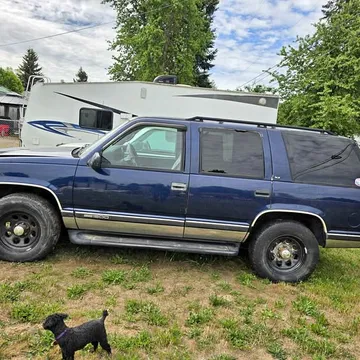 1999 GMC Yukon SLE Sport Utility 4D
