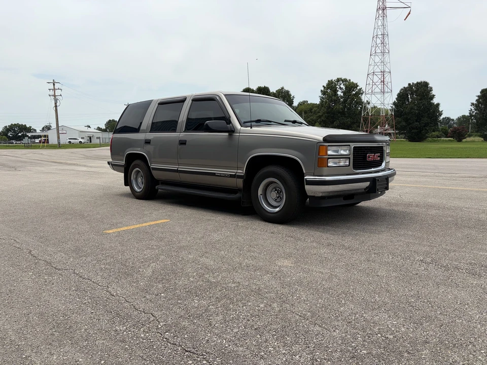 1999 GMC Yukon 1st Gen - Image 16 of 31