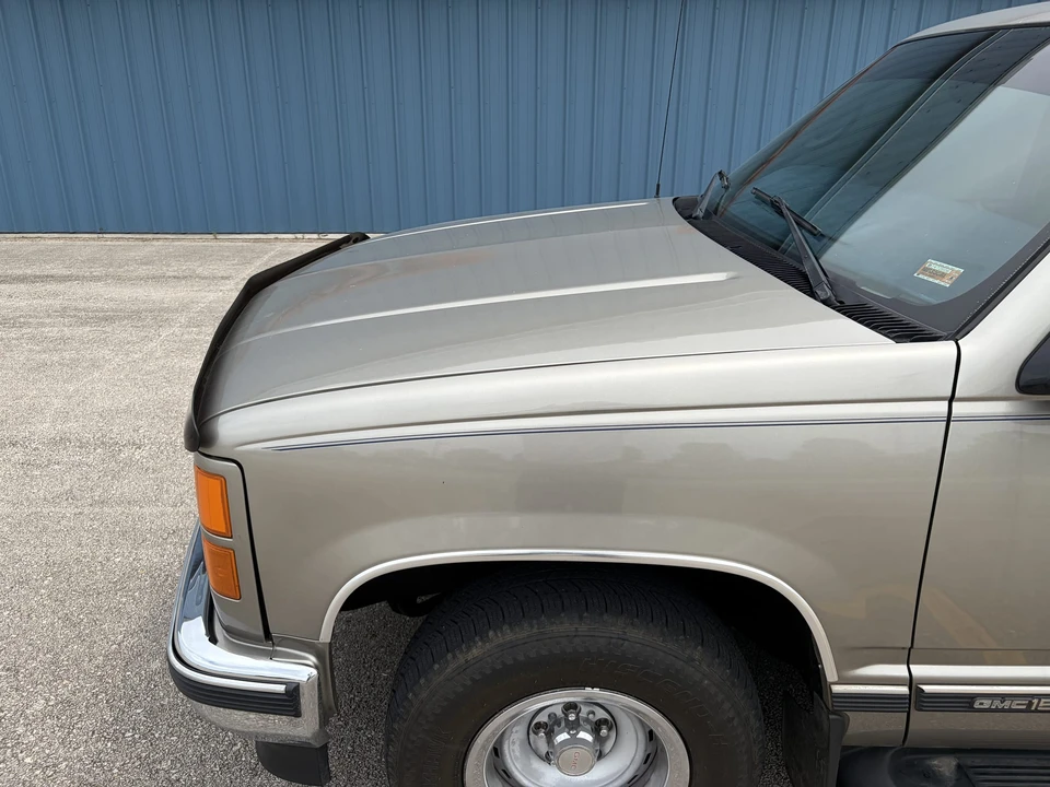 1999 GMC Yukon 1st Gen - Image 25 of 31
