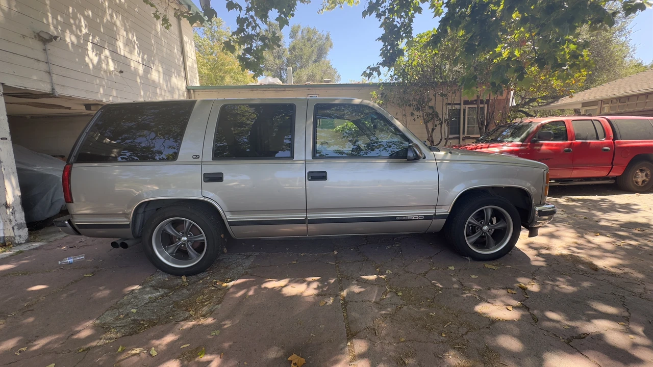 1999 GMC Yukon 1st Gen - Image 7 of 31