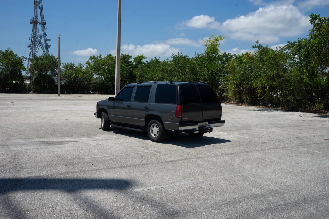 1999 GMC Yukon 1st Gen - Image 20 of 31