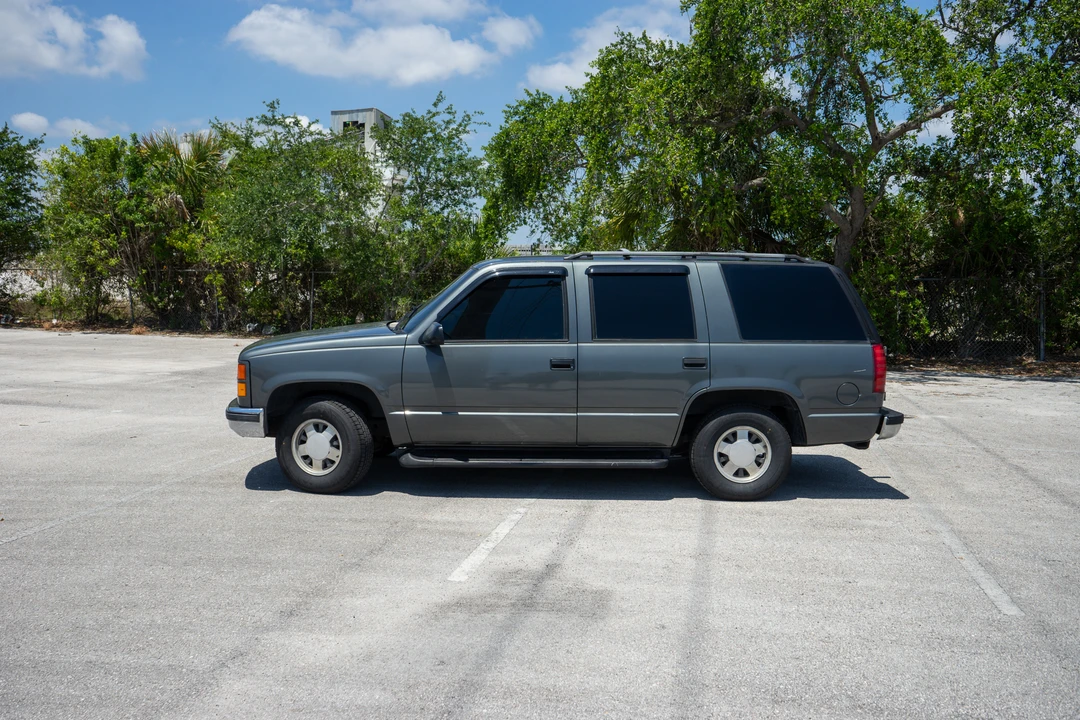 1999 GMC Yukon 1st Gen - Image 15 of 31