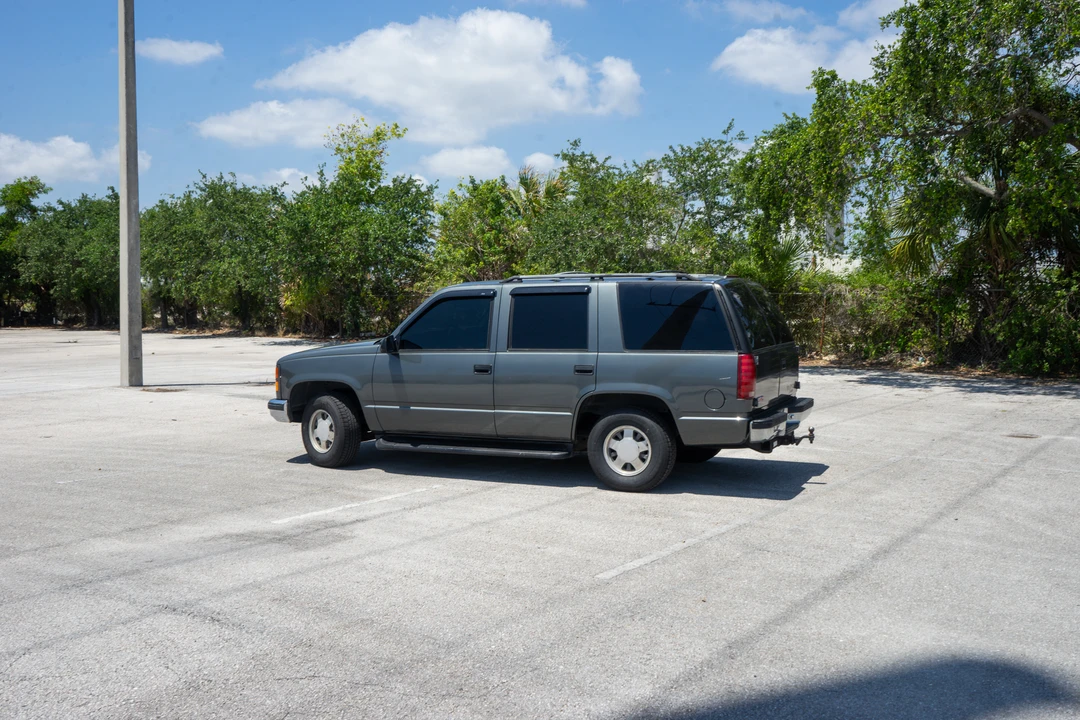 1999 GMC Yukon 1st Gen - Image 17 of 31