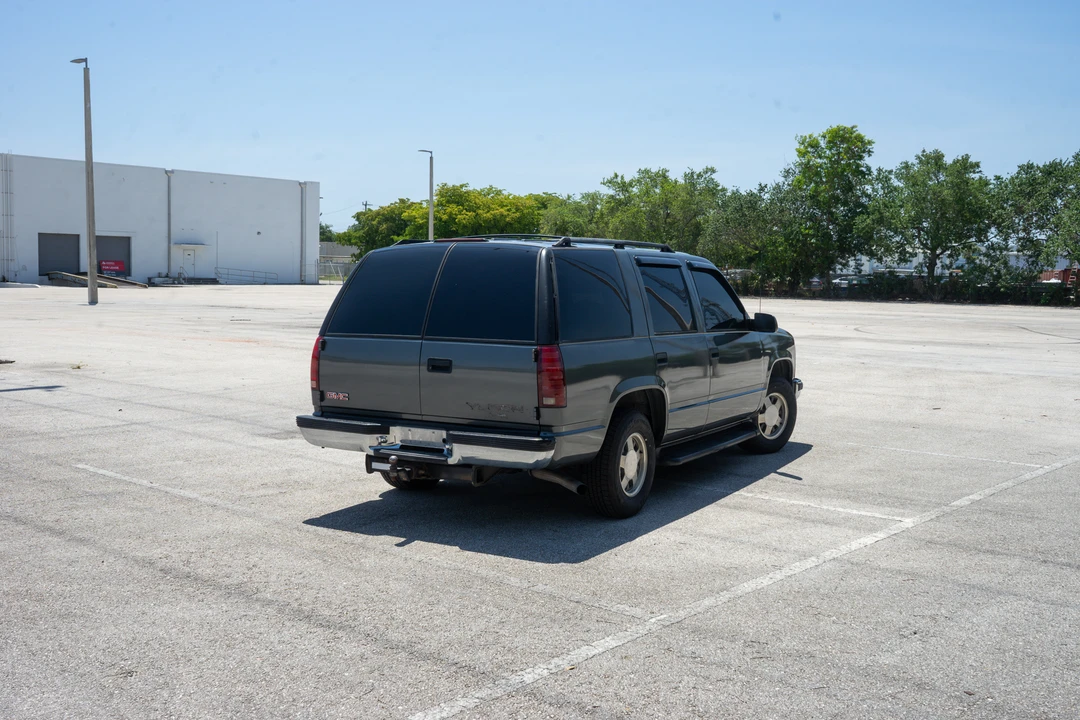 1999 GMC Yukon 1st Gen - Image 27 of 31