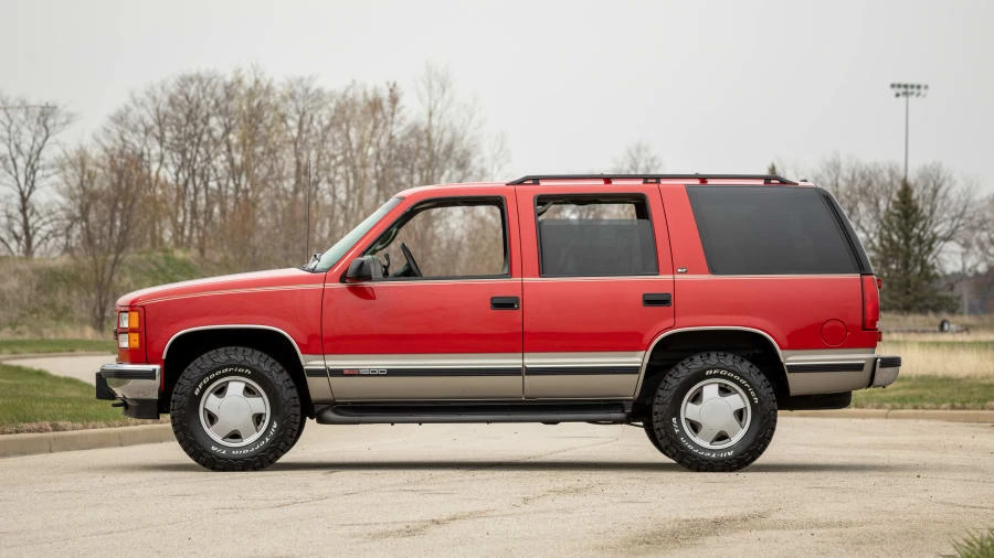 1999 GMC Yukon 1st Gen - Image 2 of 19