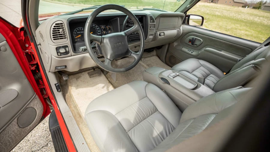 1999 GMC Yukon 1st Gen - Image 4 of 19