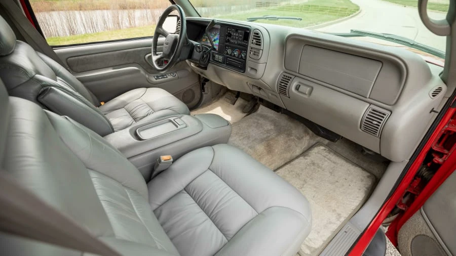 1999 GMC Yukon 1st Gen - Image 5 of 19